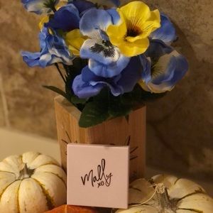 Mally Beauty The Anti-Powder Tinted Finishing Brightener- TAN (1)